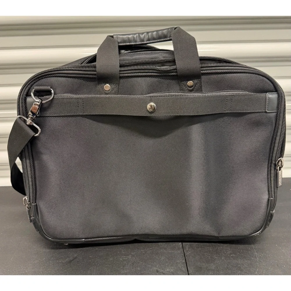 Kenneth Cole Reaction R-Tech Black Laptop Briefcase Messenger Bag Tablet Pocket